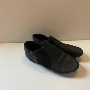 capesio jazz shoes